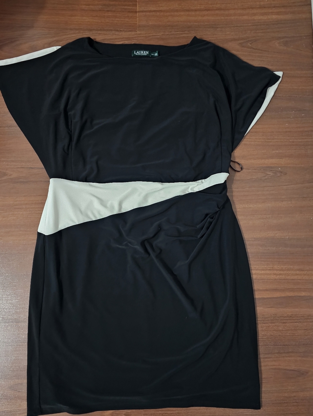 Lauren Ralph Lauren Black and Cream Colorblock Sheath Dress